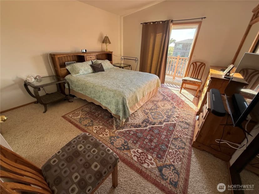 Property photo for 35210 F Place, Ocean Park photo 19