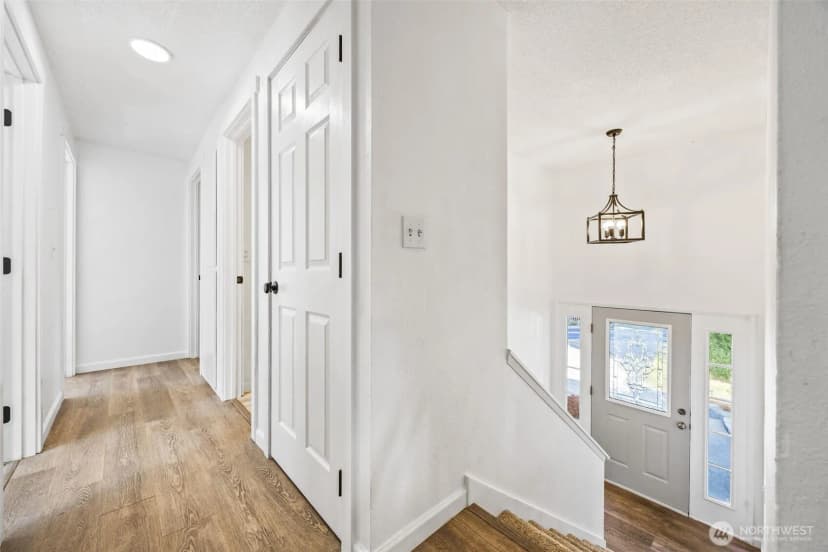 Property photo for 5716 96th Street E, Puyallup photo 11