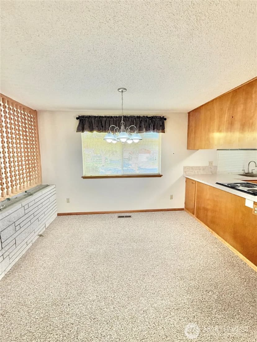 Property photo for 1023 River Drive, Coulee Dam photo 17
