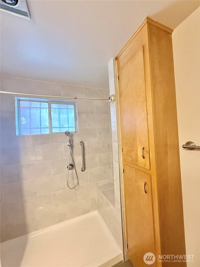 Property photo for 1023 River Drive, Coulee Dam photo 25