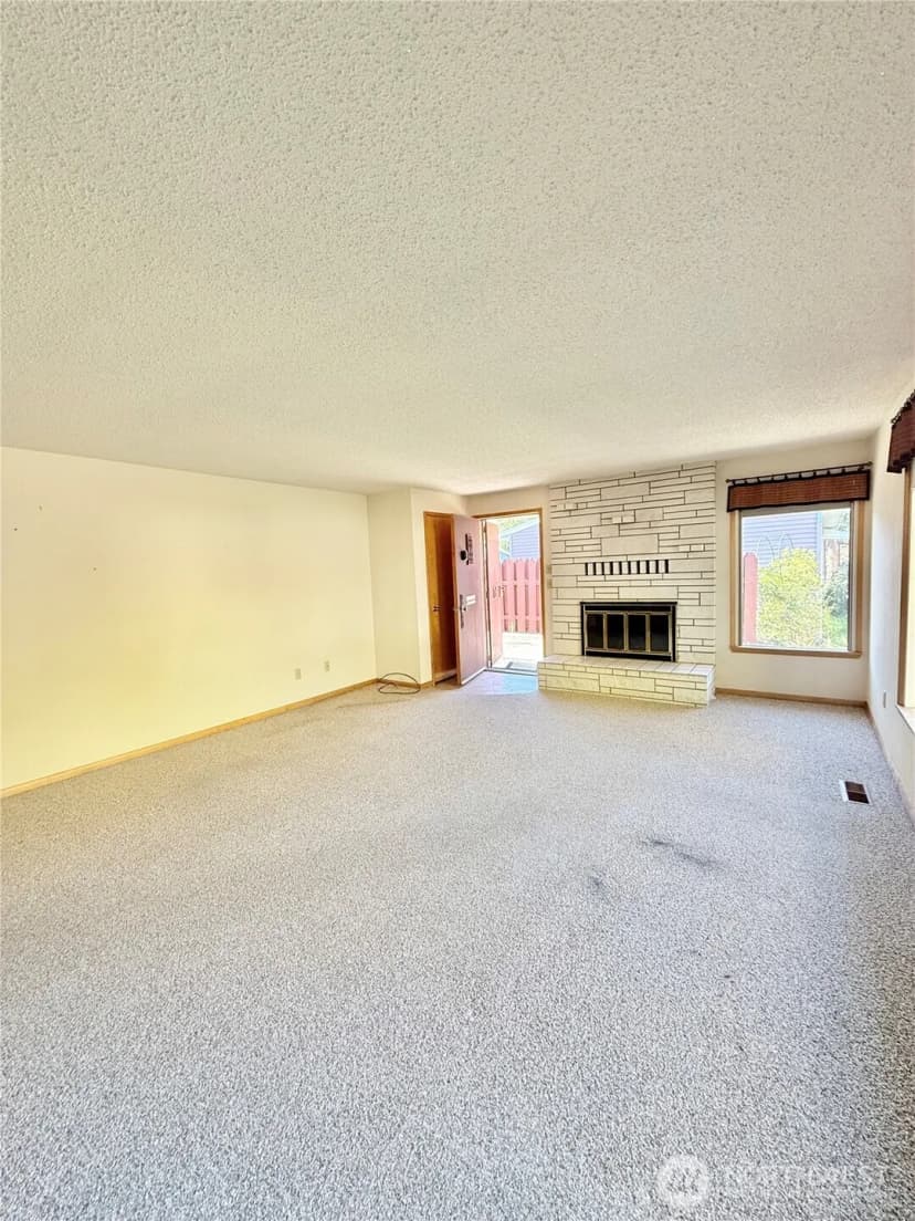 Property photo for 1023 River Drive, Coulee Dam photo 9