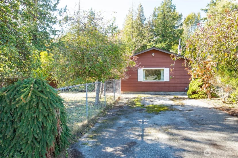 Property photo for 3319 Hollywood Avenue, Bellingham photo 2