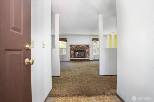 Property photo for 3319 Hollywood Avenue, Bellingham photo 4