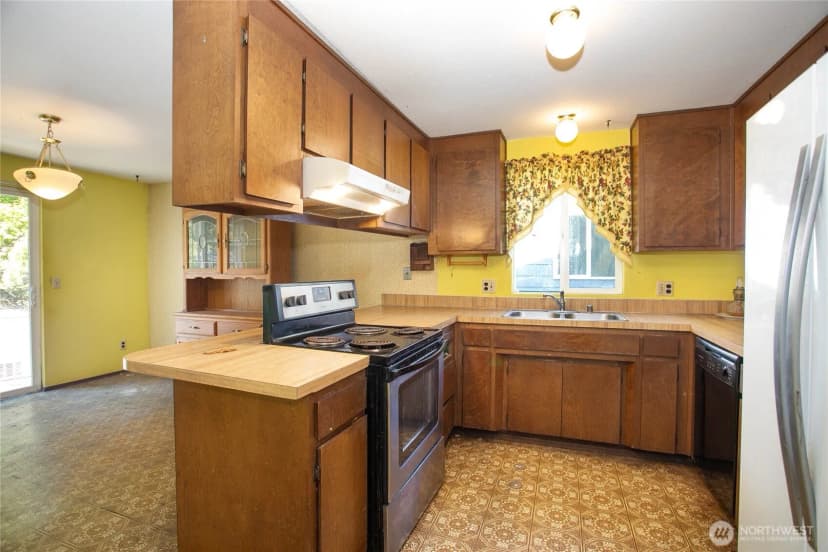 Property photo for 3319 Hollywood Avenue, Bellingham photo 12