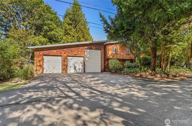 Property photo for 4753 90th Avenue Se, Mercer Island