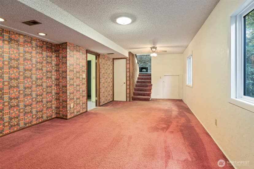 Property photo for 4753 90th Avenue Se, Mercer Island photo 17