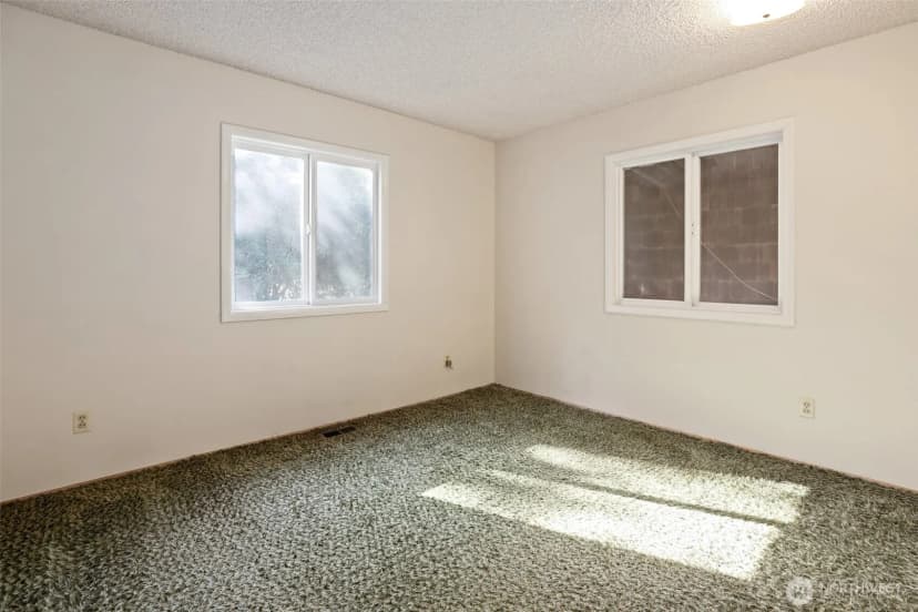 Property photo for 4753 90th Avenue Se, Mercer Island photo 14