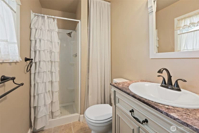 Property photo for 4753 90th Avenue Se, Mercer Island photo 13