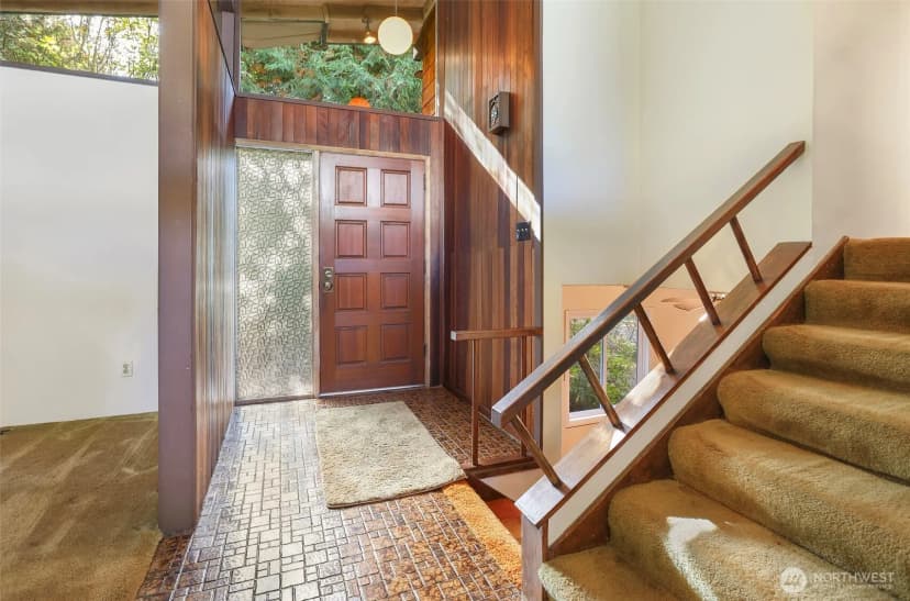 Property photo for 4753 90th Avenue Se, Mercer Island photo 9