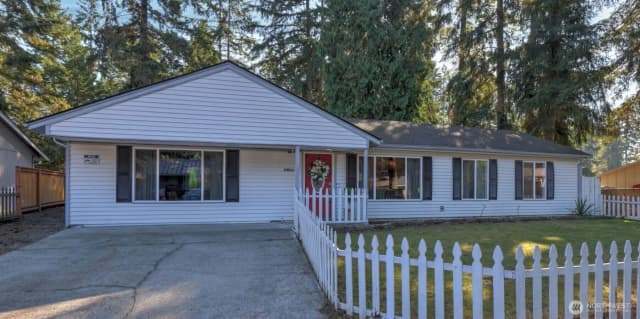 Property photo for 19511 Se 265th Street, Covington
