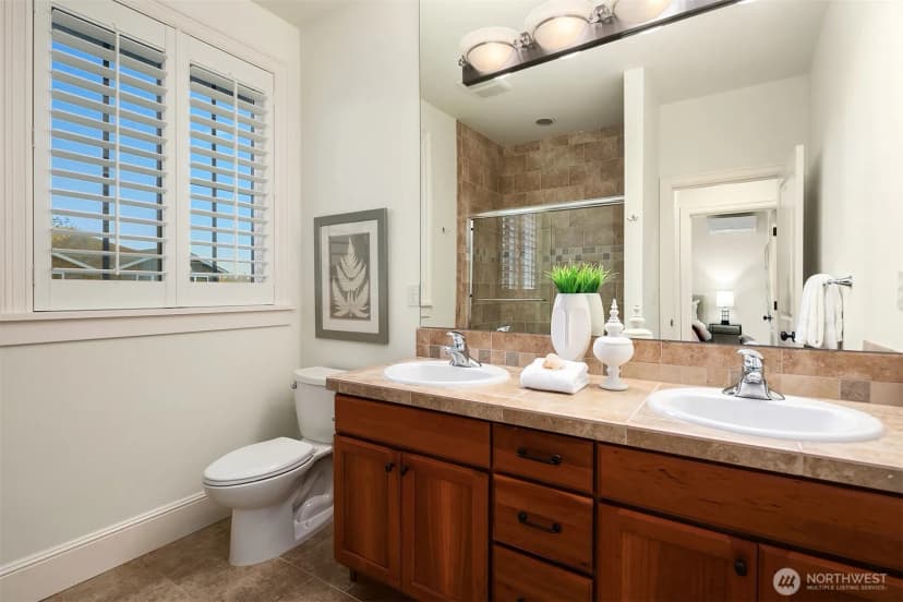Property photo for 5112 48th Avenue Ne, Seattle photo 25