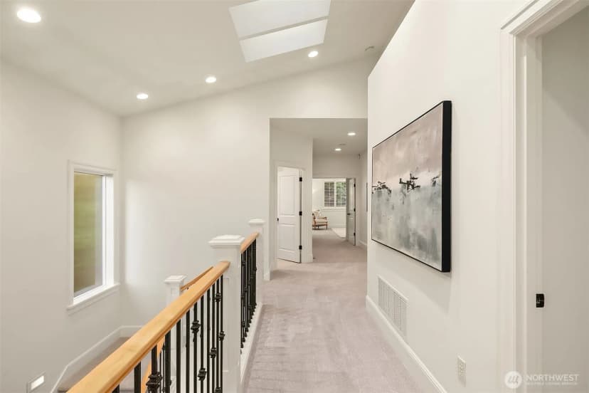 Property photo for 5112 48th Avenue Ne, Seattle photo 22
