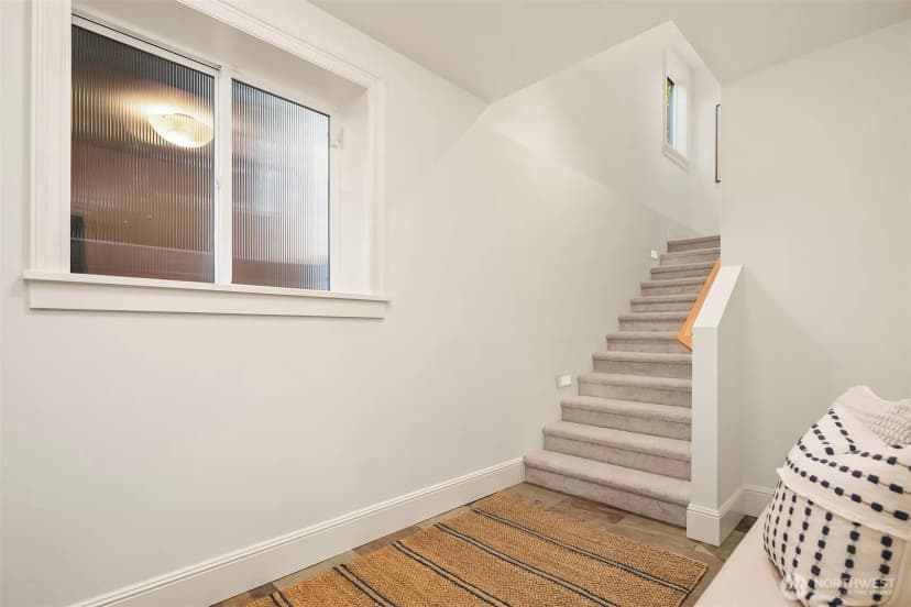 Property photo for 5112 48th Avenue Ne, Seattle photo 26