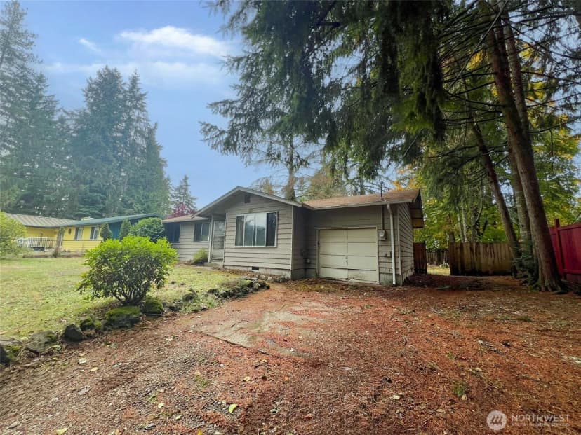 Property photo for 13526 Coho Run Nw, Bremerton photo 2