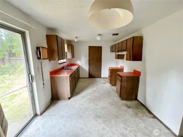 Property photo for 13526 Coho Run Nw, Bremerton photo 5