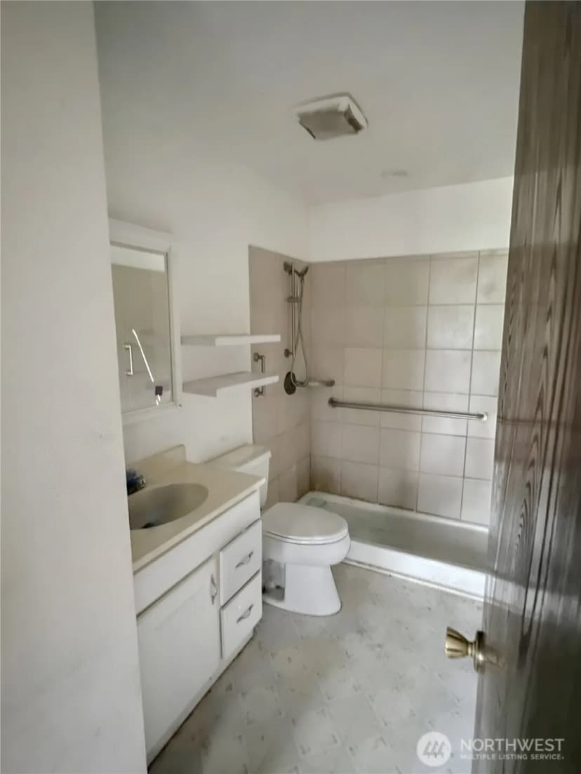 Property photo for 13526 Coho Run Nw, Bremerton photo 8