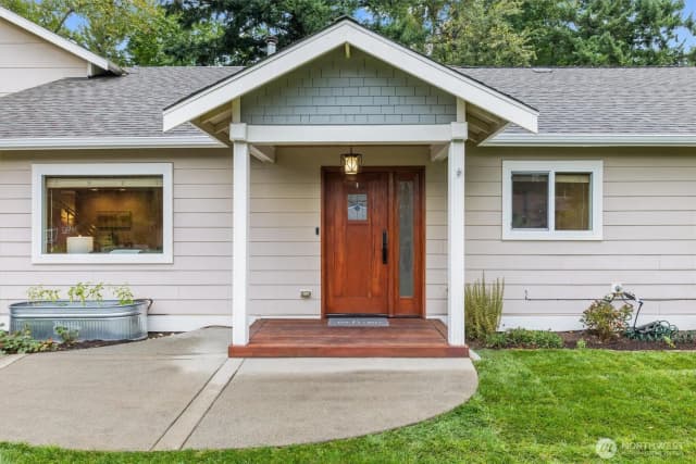 Property photo for 12634 Ne 95th Street, Kirkland photo 3