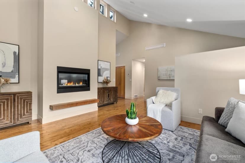 Property photo for 12634 Ne 95th Street, Kirkland photo 5