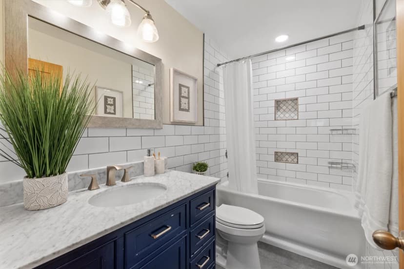 Property photo for 12634 Ne 95th Street, Kirkland photo 22