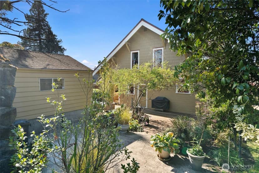 Property photo for 5631 S K Street, Tacoma photo 8