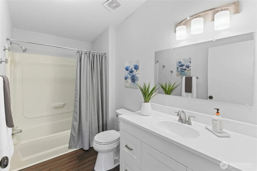 Property photo for 6712 Ne Geneva Street, Suquamish photo 24