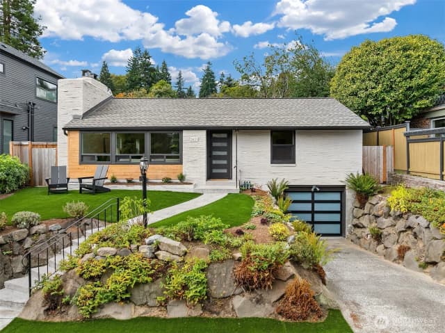 Property photo for 2823 36th Avenue W, Seattle