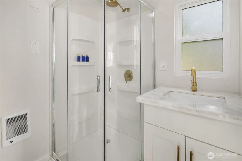 Property photo for 2823 36th Avenue W, Seattle photo 34