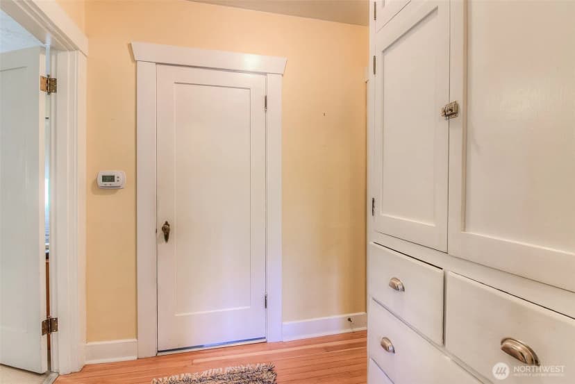 Property photo for 222 S 18th Avenue, Yakima photo 21