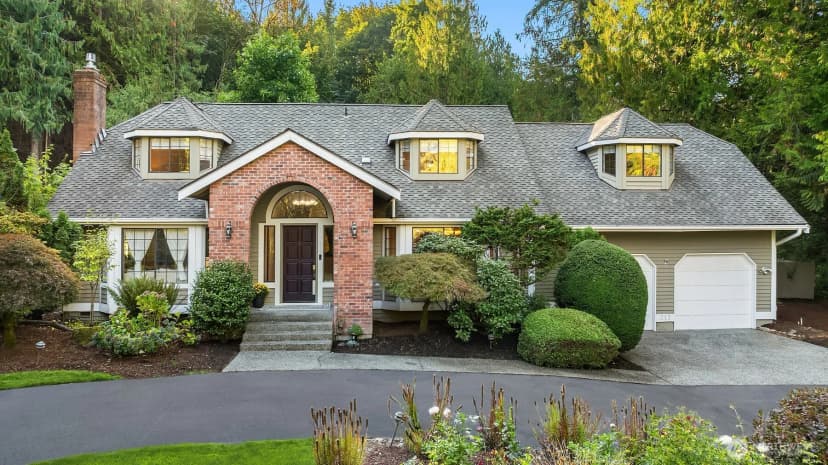 Property photo for 313 219th Avenue Ne, Sammamish photo 39