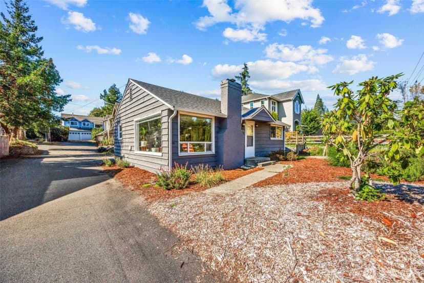 Property photo for 16715 8th Avenue Ne, Shoreline photo 19