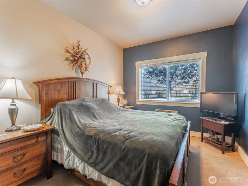 Property photo for 23772 Crescent Bay Drive Nw #107, Quincy photo 14