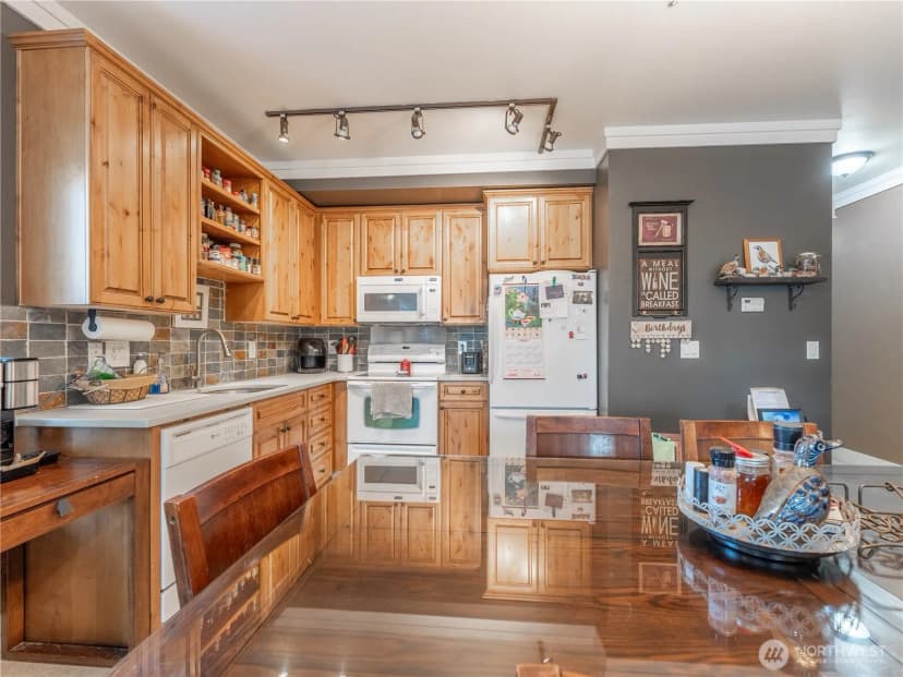 Property photo for 23772 Crescent Bay Drive Nw #107, Quincy photo 20
