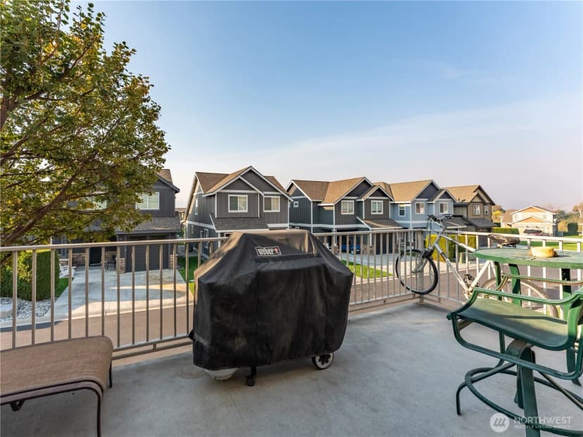 Property photo for 23772 Crescent Bay Drive Nw #107, Quincy photo 24