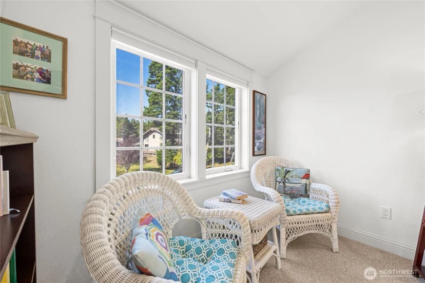 Property photo for 1512 S Ocean Beach Blvd, Long Beach photo 20