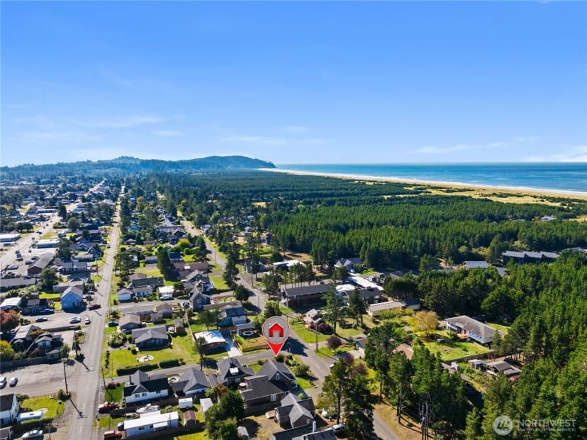 Property photo for 1512 S Ocean Beach Blvd, Long Beach