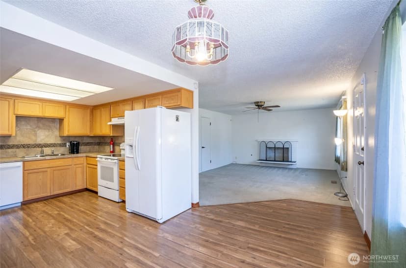Property photo for 1809 Pike Street Ne, Auburn photo 10