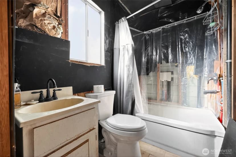 Property photo for 1125 N Tower Avenue, Centralia photo 17
