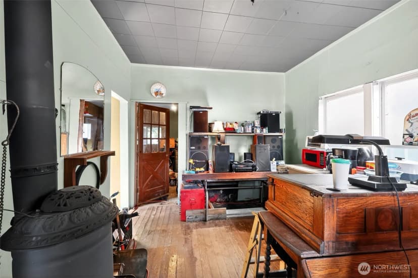 Property photo for 1125 N Tower Avenue, Centralia photo 11