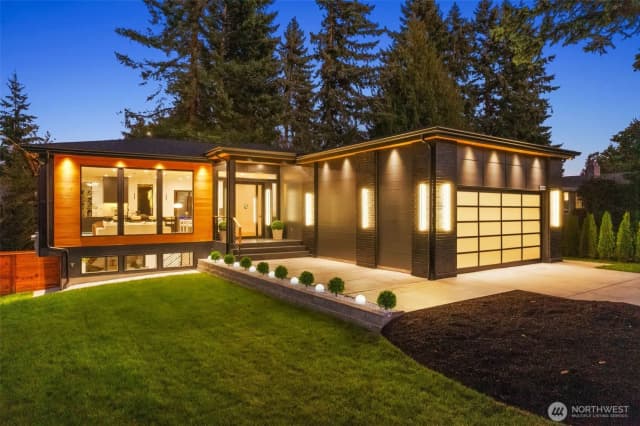 Property photo for 2122 172nd Avenue Ne, Bellevue