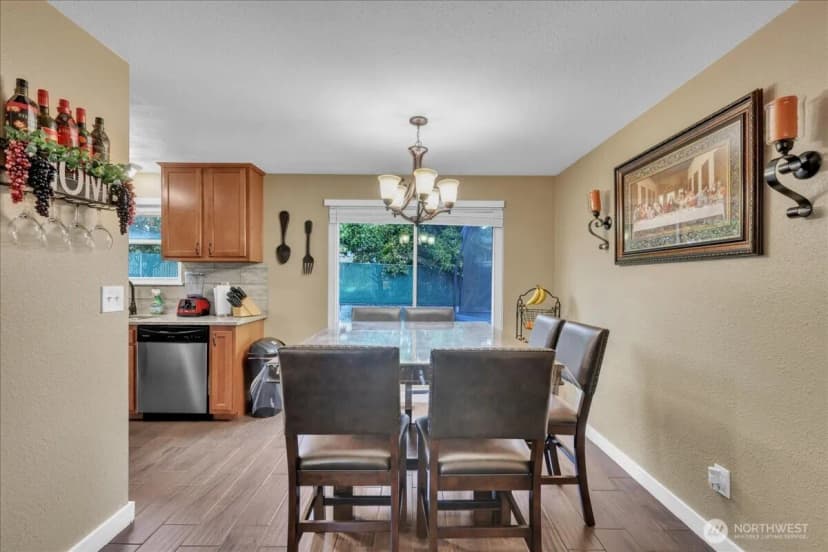 Property photo for 31212 9th Avenue S, Federal Way photo 8