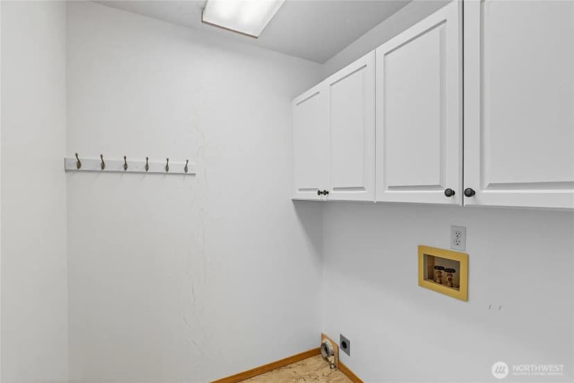 Property photo for 9656 Sandy Isle Lane Nw, Silverdale photo 13