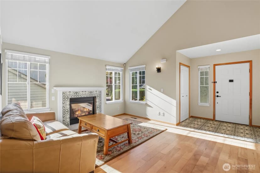 Property photo for 9656 Sandy Isle Lane Nw, Silverdale photo 4