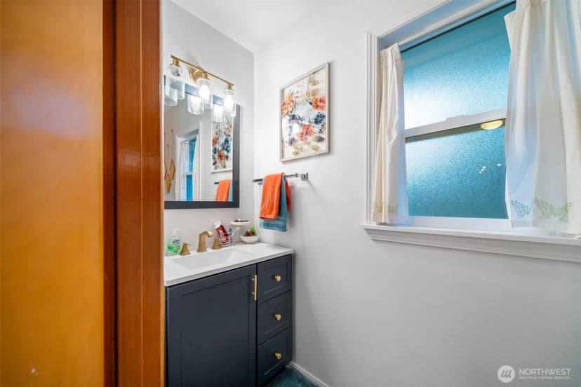 Property photo for 6009 119th Street Sw, Lakewood photo 13