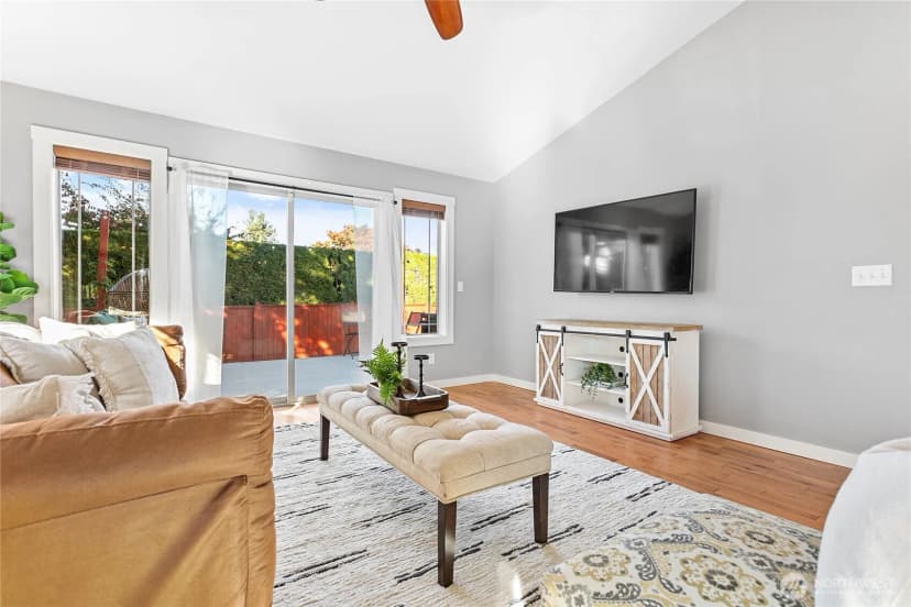 Property photo for 1689 Aaron Drive, Lynden photo 13