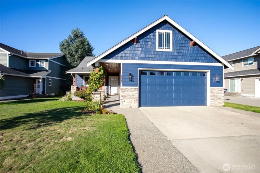 Property photo for 1689 Aaron Drive, Lynden photo 29