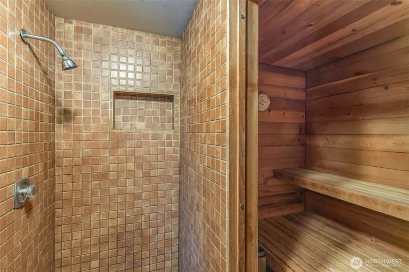 Property photo for 5716 38th Ave Ne, Seattle photo 33