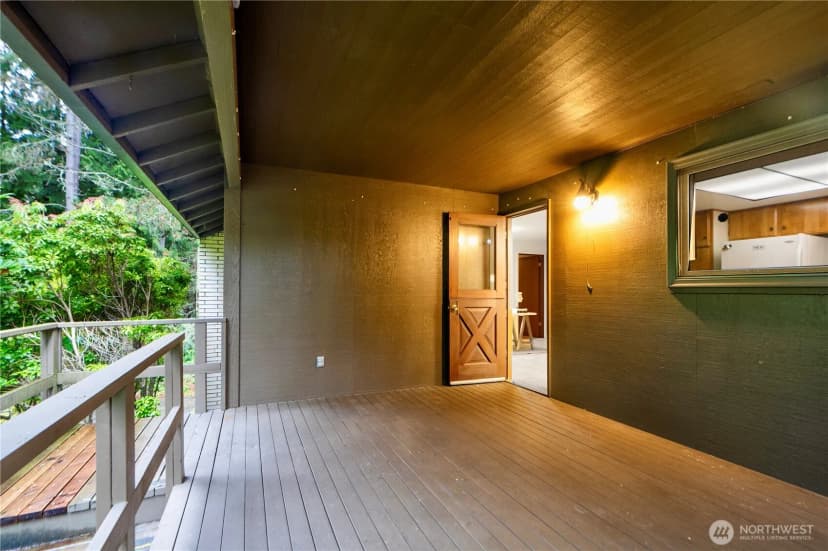 Property photo for 502 130th Avenue Ne, Bellevue photo 21