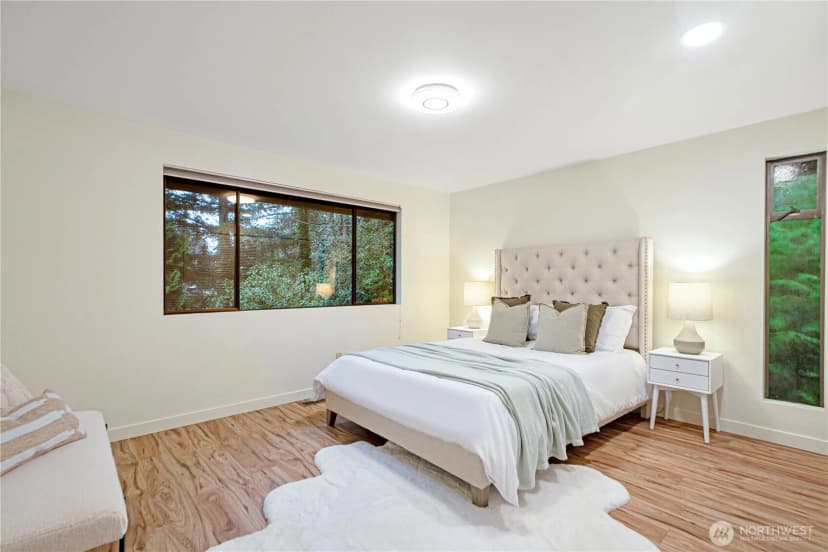 Property photo for 502 130th Avenue Ne, Bellevue photo 13