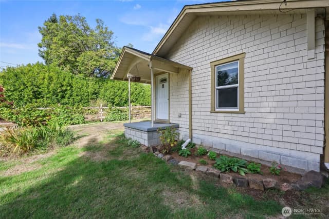 Property photo for 1232 Frederick Street Se, Olympia photo 2