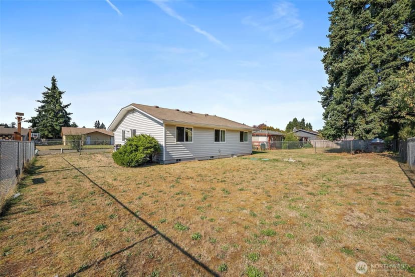 Property photo for 17513 6th Ave Court E, Spanaway photo 23